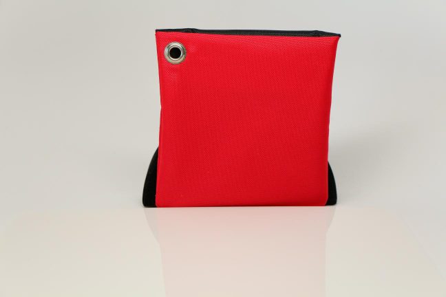 Go Pak Junior Black Red Hole Rear View
